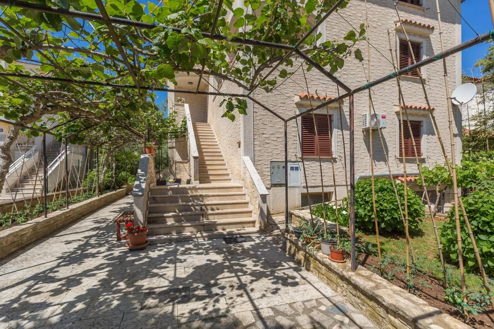 Eva Funtana Apartment 0*,
